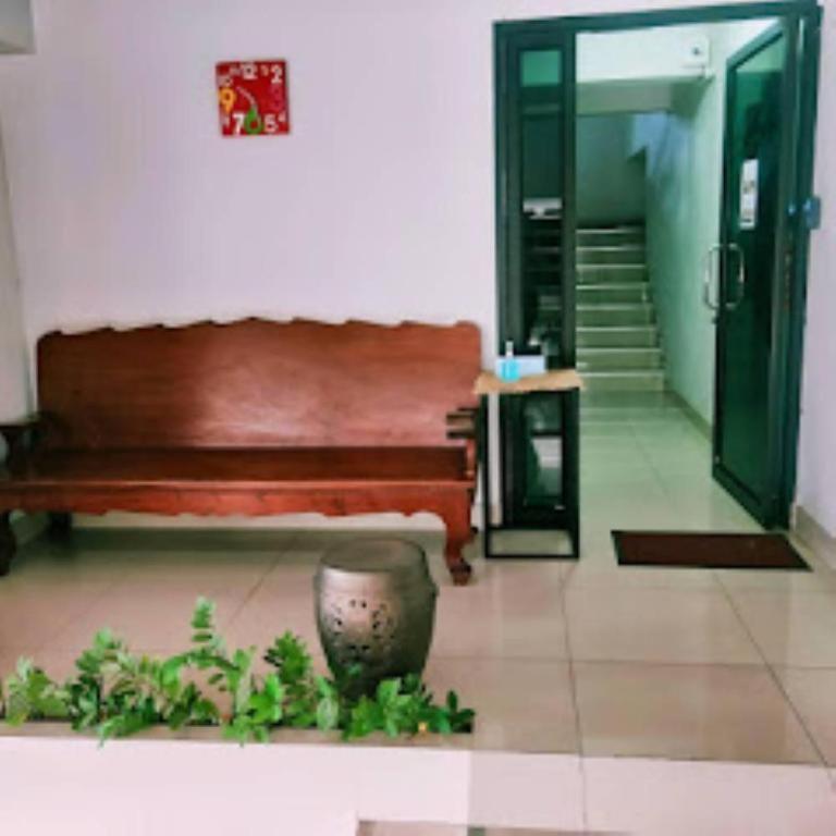 Thousand-Ten Thousand Hotel Bangkok Ngoại thất bức ảnh