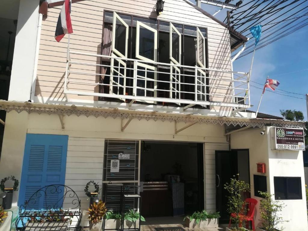 Thousand-Ten Thousand Hotel Bangkok Ngoại thất bức ảnh